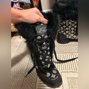 Coach Jennie style snow winter fur boots